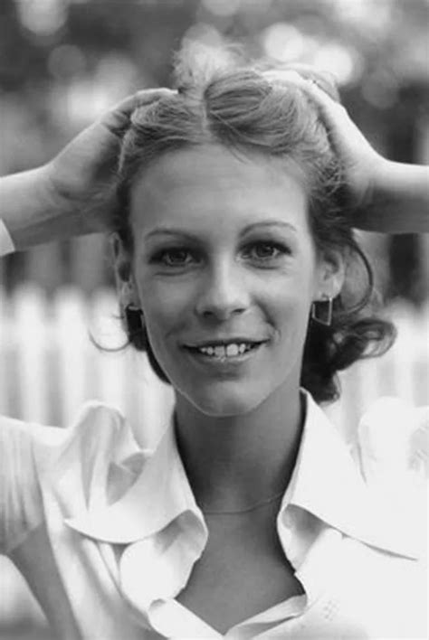 18 Vintage Photos of a Young Jamie Lee Curtis From ...